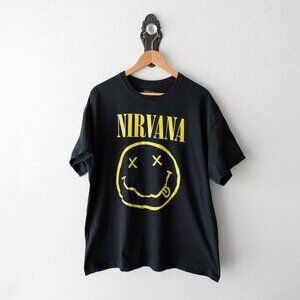 Nirvana Smiley Face Graphic Tee | Men's XL | Black & Yellow Band Shirt